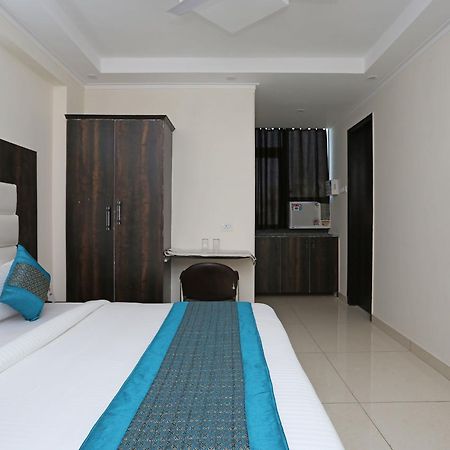 Oyo 9147 Hotel Aerostay 新德里 外观 照片