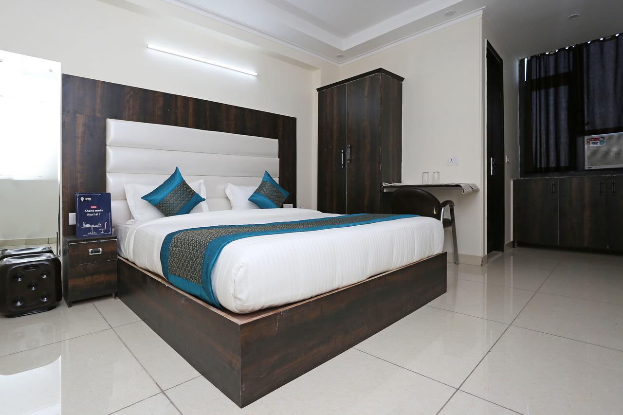 Oyo 9147 Hotel Aerostay 新德里 外观 照片