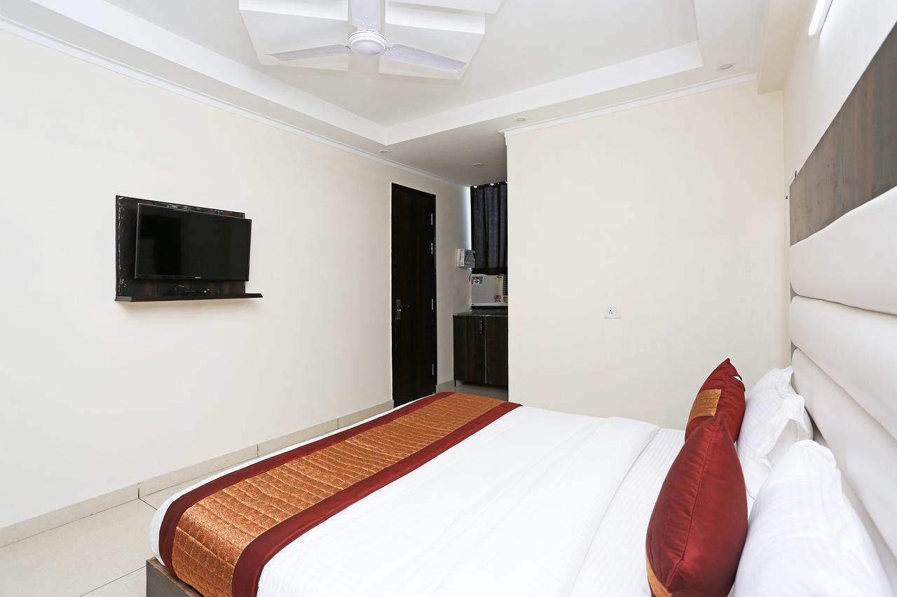 Oyo 9147 Hotel Aerostay 新德里 外观 照片